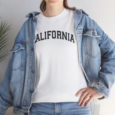 California Unisex Heavy Cotton Tee - Casual Summer Style, Perfect for Travel, Outdoor Adventures, and Beach Days - Image 7